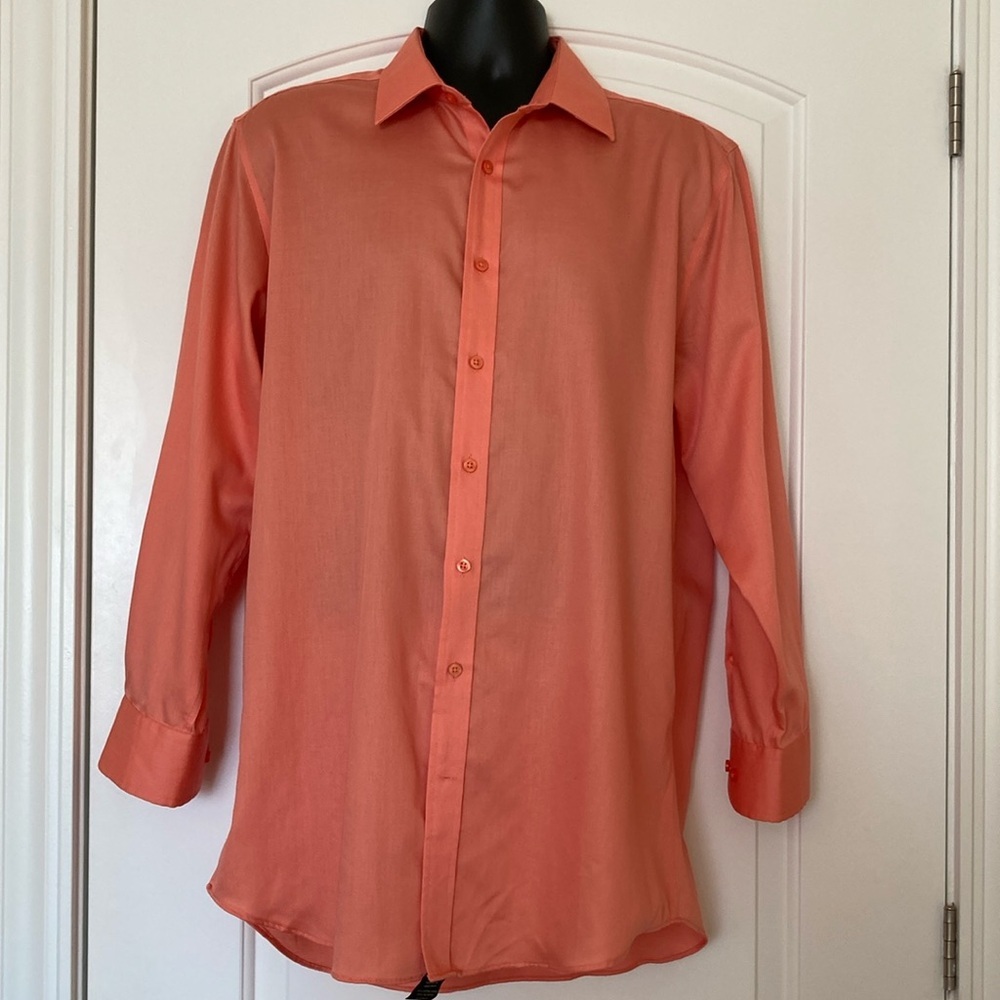 Bellissimo Men's Button Down Dress Shirt Peach Wrinkle Free Size 16 1/2 R 32/33